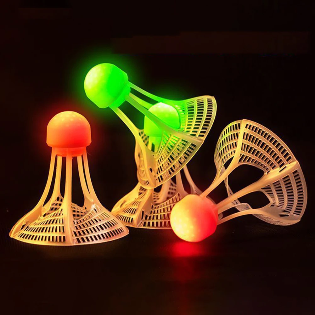 Glow-In-The-Dark Windproof Bad - огляд і ціна Feather Shuttlecock